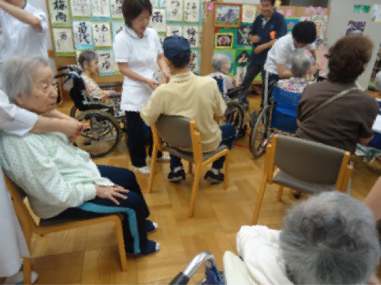 認知症の92歳男性（介護施設）